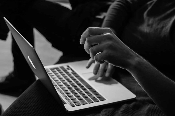 Quelles sont les meilleures pratiques pour protéger sa vie privée en ligne en 2023 ?